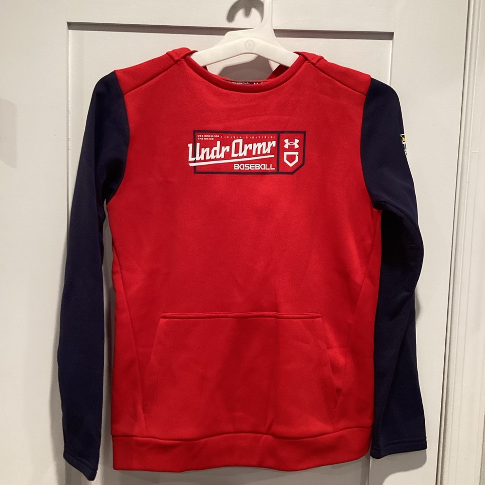 Under Armour Baseball Hoodie.   NWOT Size YLG